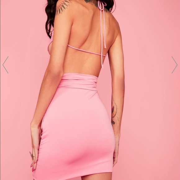 GONNA LOVE ME HALTER DRESS - Picture 3 of 4